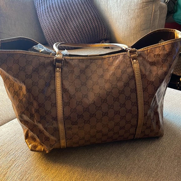 Authentic Gucci Large Tote Coated Canvas - Picture 4 of 14